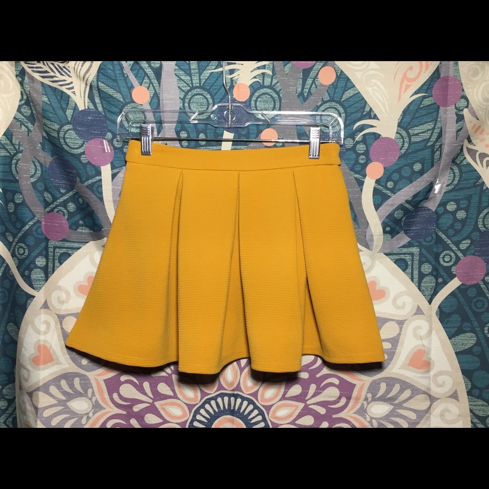 mustard skirt